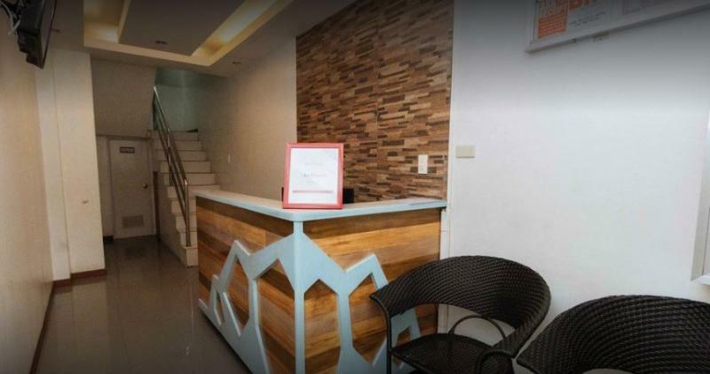 Reddoorz Near Bambang Station Hotel Манила Екстериор снимка